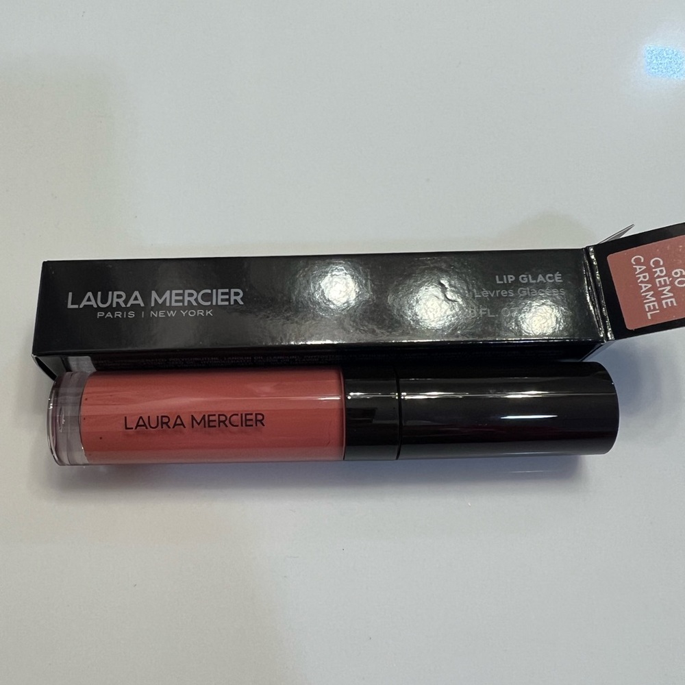 Laura Mercier Lip Gloss- Crème Carmel